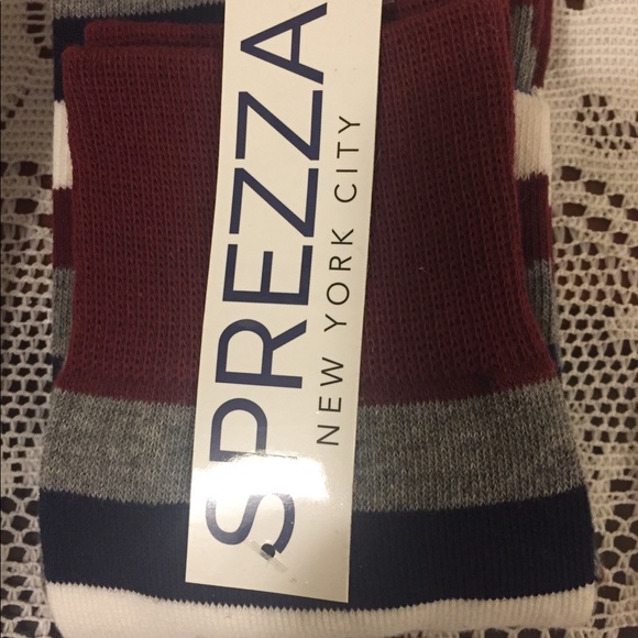 Sprezza 3 piece set tie, socks and pocket square. - Picture 4 of 4